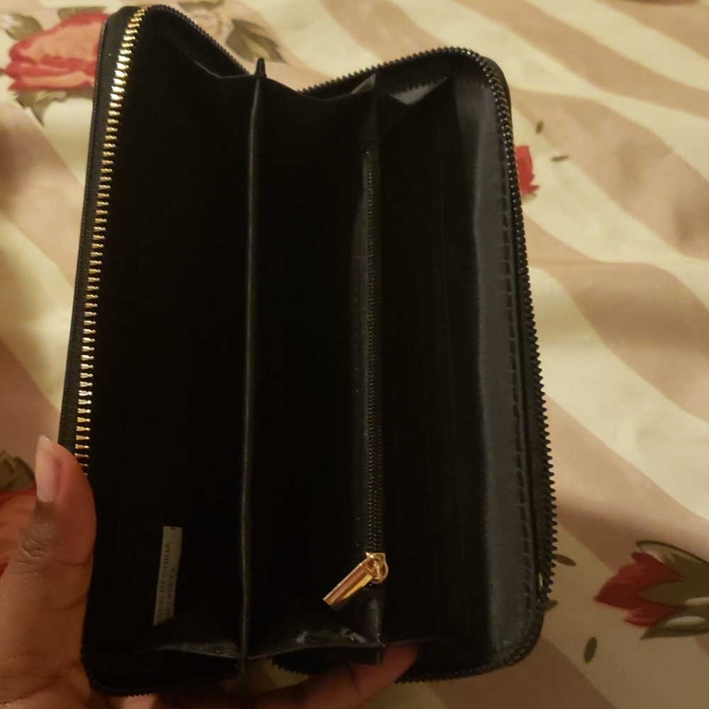 Wallet - Picture 2 of 2